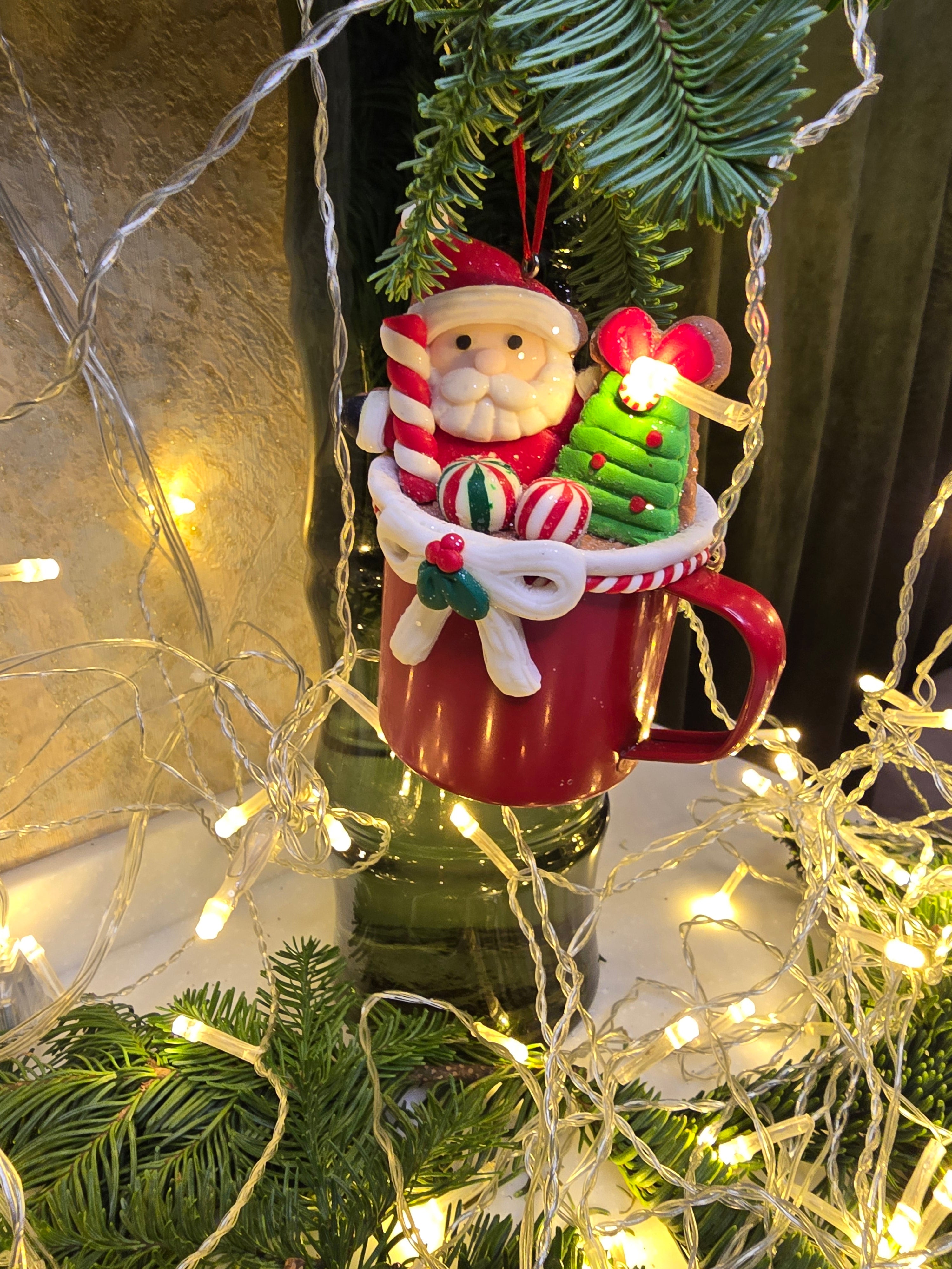 Christmas Ornament - Cup with Gingerbread Man. Wizardi Festive Decoration F07-N2-19-DAA101A-1